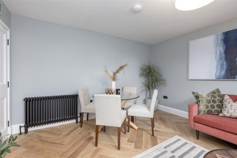 2 bedroom apartment for sale, St. Bernards Crescent, Edinburgh, Midlothian
