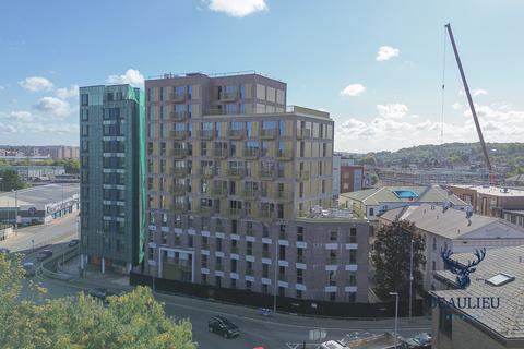 undefined, Luton LU1