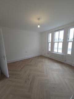 2 bedroom flat for sale, Old Kent Road, London