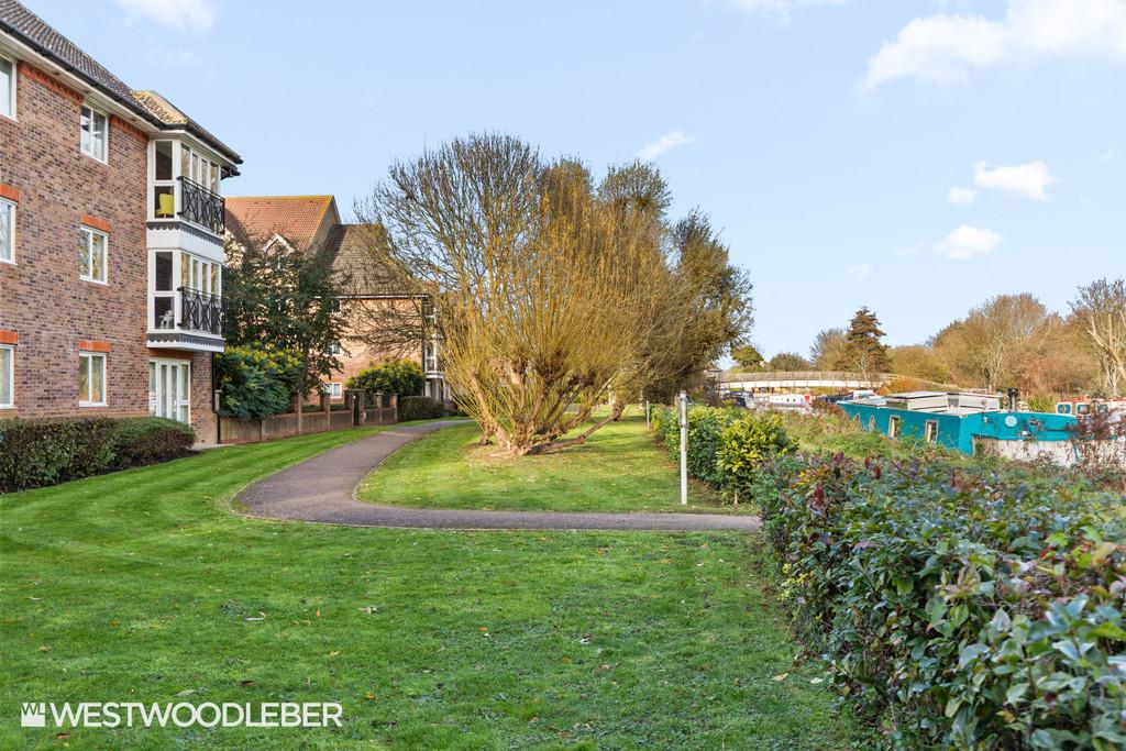 Willow View 14