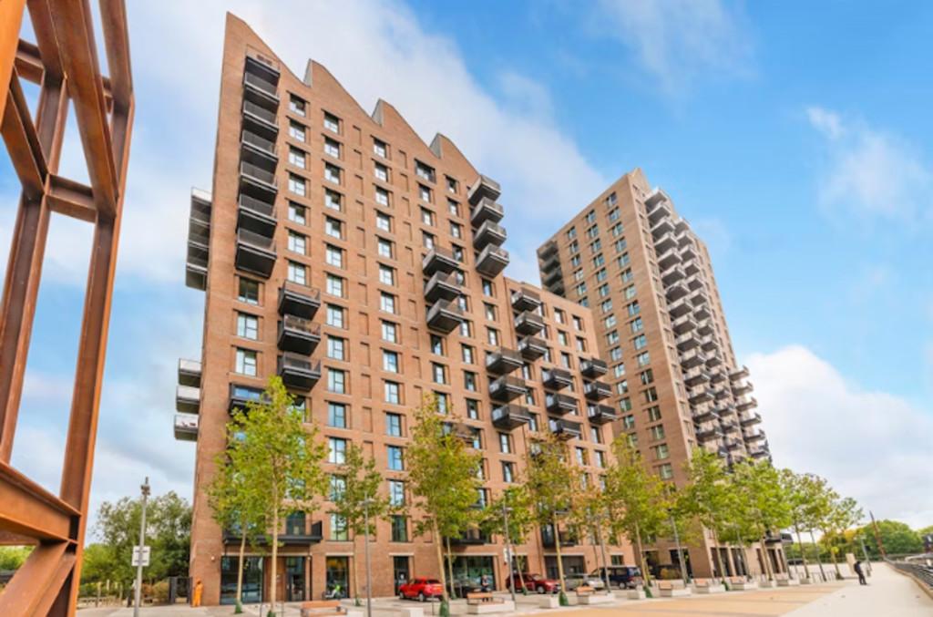 Windlass apartments - Outside shot