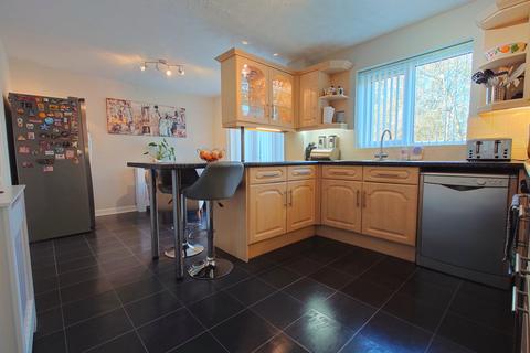 4 bedroom detached house for sale, Rossett Grove, Packmoor, Stoke-on-Trent