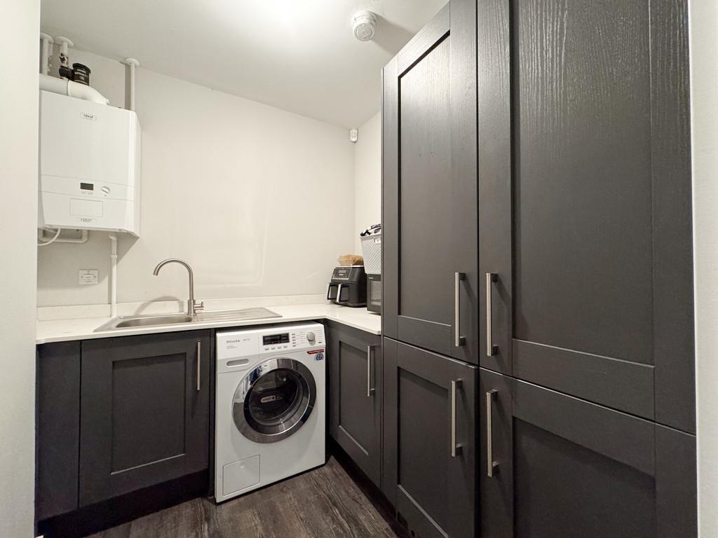Hart avenue Utility room