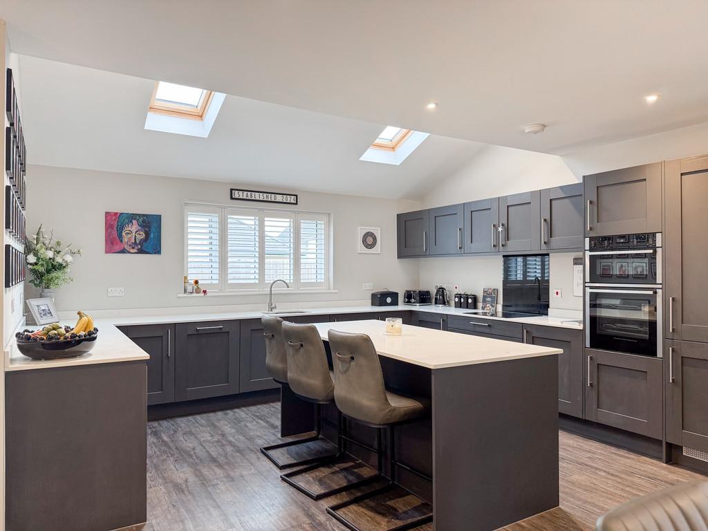 Hart avenue kitchen 1