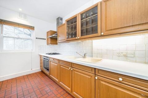 2 bedroom flat to rent, Nevern Square, London SW5