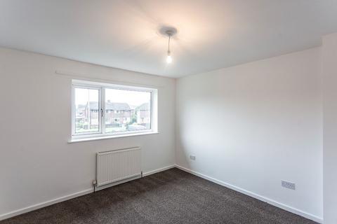3 bedroom semi-detached house to rent, Waterloo Close, West Yorkshire WF10