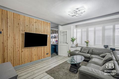 undefined, Chalford Walk, Woodford Green, IG8