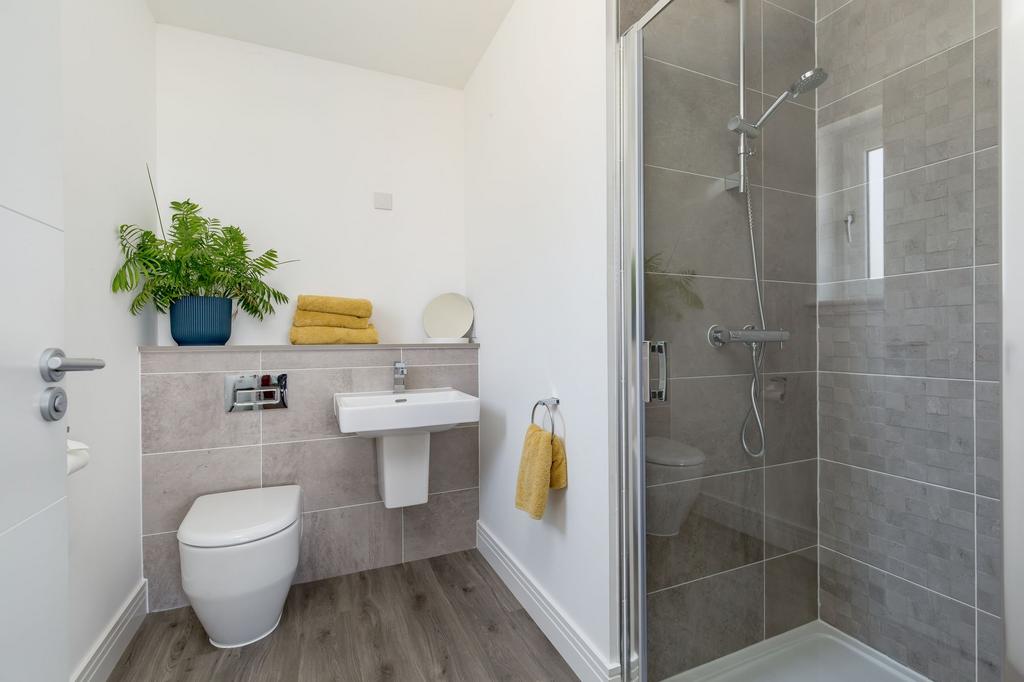 Bedroom 2 wc