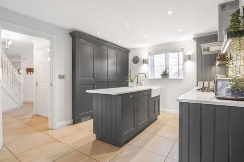 4 bedroom link detached house for sale, Beecham Road, Shipston-on-stour CV36
