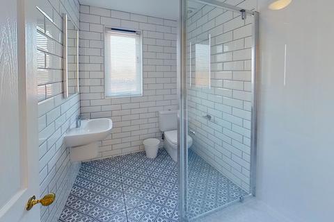 6 bedroom terraced house to rent, Douglas Road, Nottingham, NG7