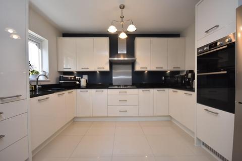 4 bedroom detached house for sale, 40 Burdons Close, Wenvoe, CF5 6FE