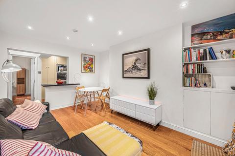 1 bedroom flat to rent, Fletcher Buildings, Martlett Court, London