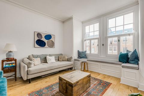 2 bedroom flat to rent, Queenstown Road, Battersea, London
