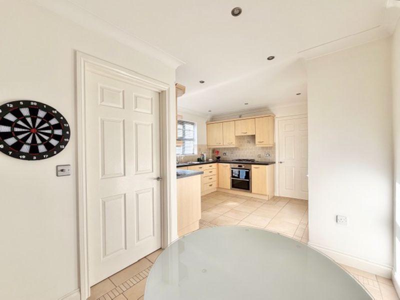 Dining area to...
