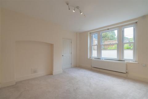 undefined, Glen Isla, Cheltenham, GL50