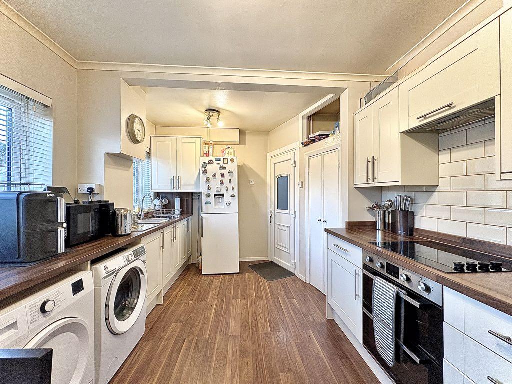 Dining kitchen