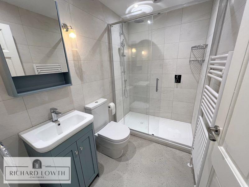 Shower Room/WC