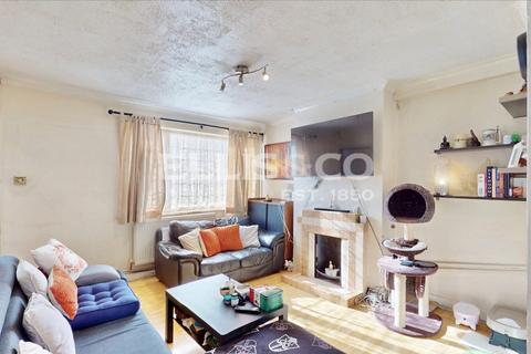 undefined, Berkeley Avenue, Greenford, UB6