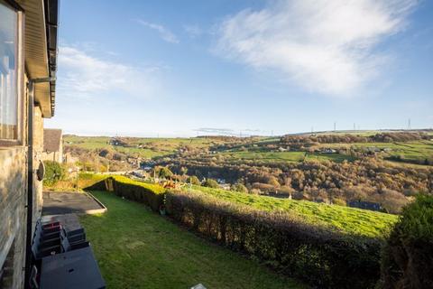 3 bedroom detached house for sale, Lindisfarne, Ripponden Old Lane, Rippondenm HX6 4PA