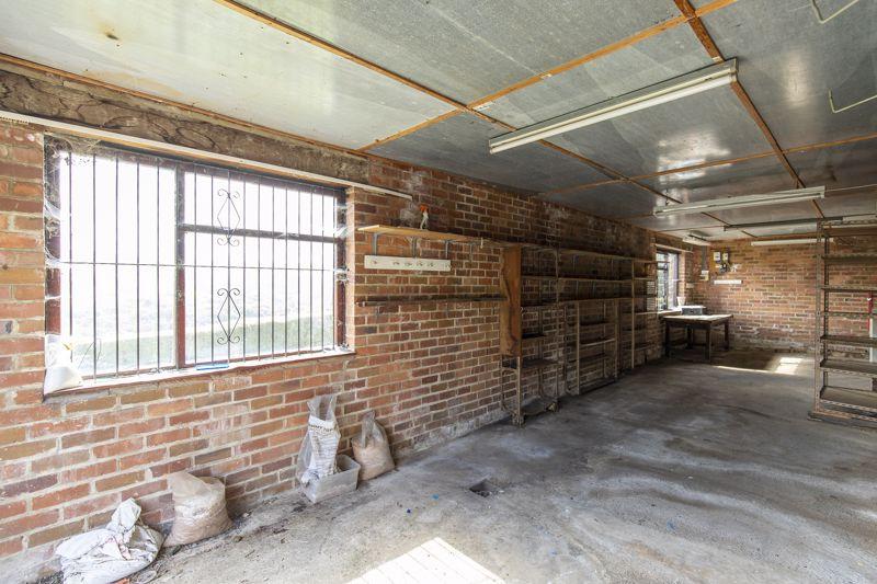 Tandam Garage /...