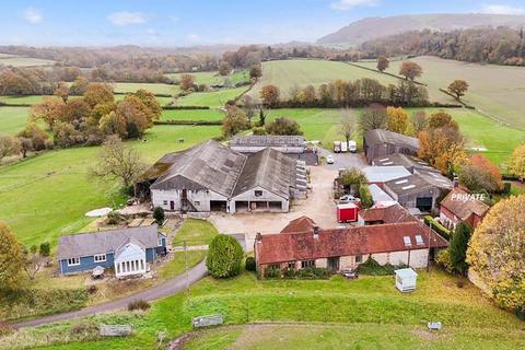 6 bedroom detached house for sale, Barns Farm Lane, Sullington nr. Storrington