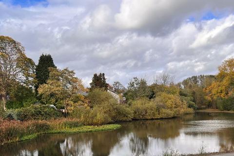 undefined, Walton on the Hill