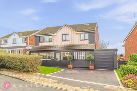 5 bedroom detached house for sale, Hawthorn Road, Rochdale OL11