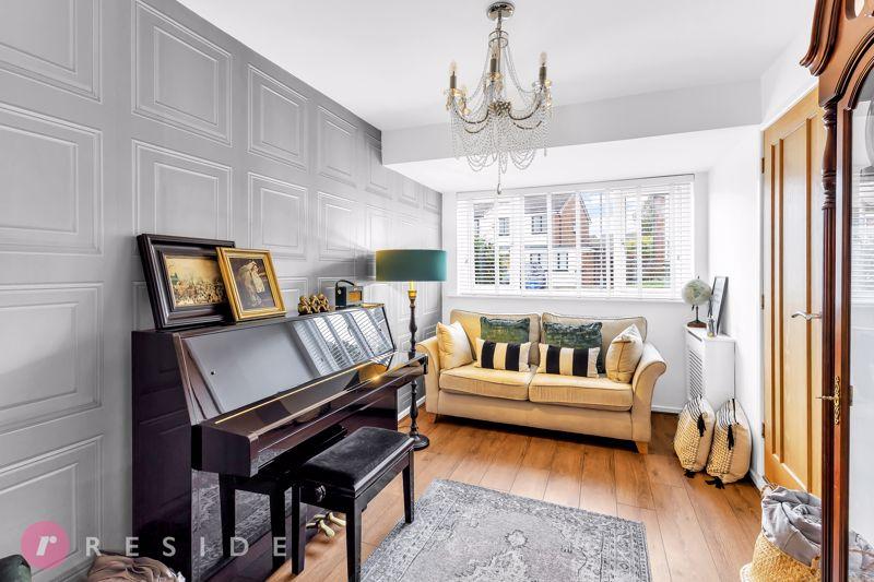 Snug / Music Room