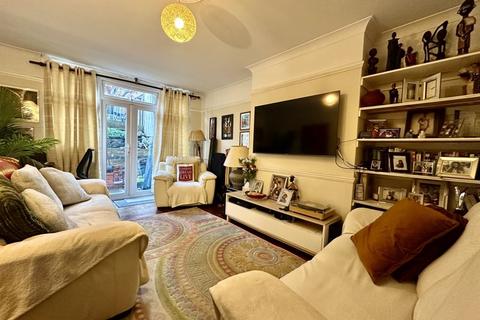undefined, Cutenhoe Road, Luton