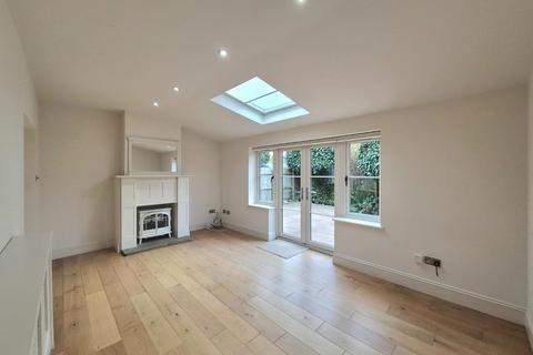 undefined, Park Close, Earls Barton, Northamptonshire NN6