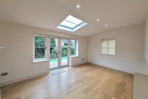 undefined, Park Close, Earls Barton, Northamptonshire NN6