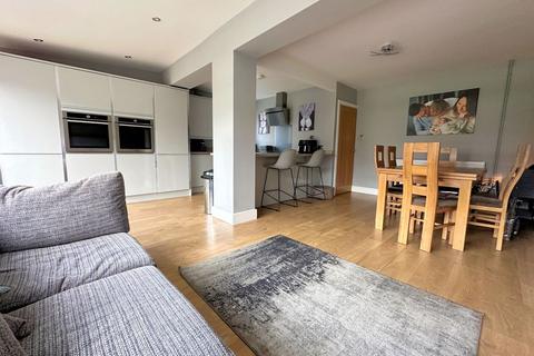 3 bedroom semi-detached house for sale, Kelvin Grove, Fareham PO16