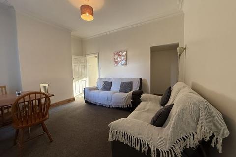 3 bedroom terraced house for sale, Smithpool Road, Stoke-On-Trent
