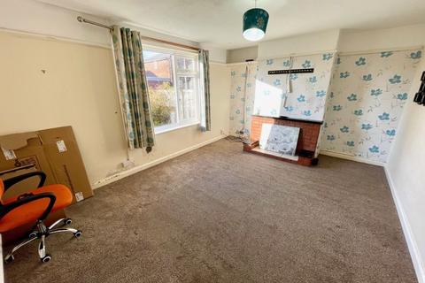 undefined, Oak Drive, Rhosnesni