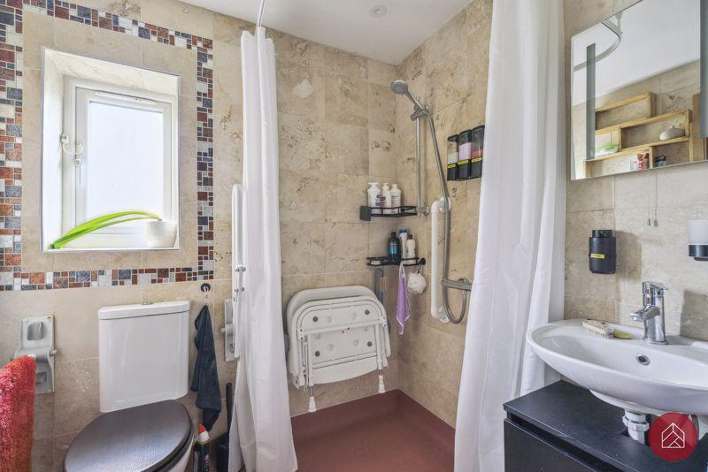 Wet-Room Shower