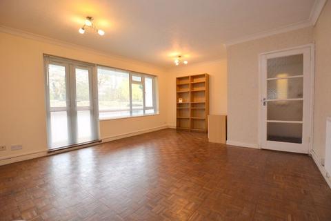 undefined, Dove Park, Uxbridge Road, Hatch End