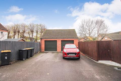 undefined, Warren Farm, Bedford MK44