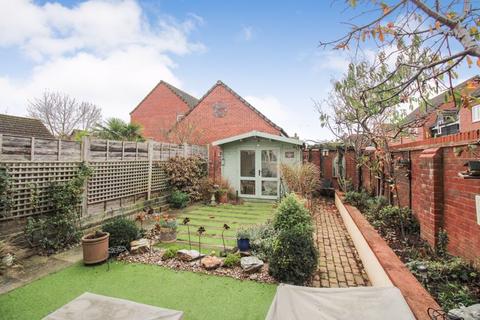 undefined, Warren Farm, Bedford MK44