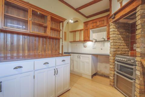 4 bedroom semi-detached house to rent, Margaret Road, Bexley DA5