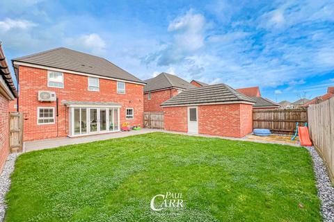 4 bedroom detached house for sale, Bennet Close, Tamworth B78