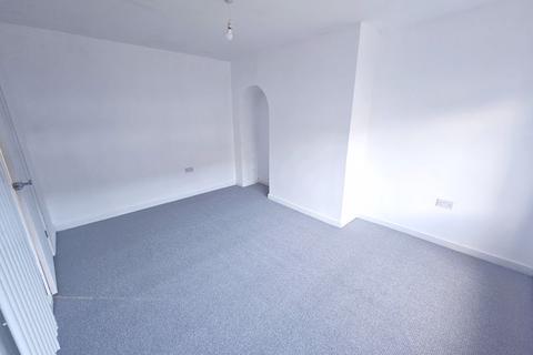 3 bedroom terraced house to rent, James Road, Birmingham B43