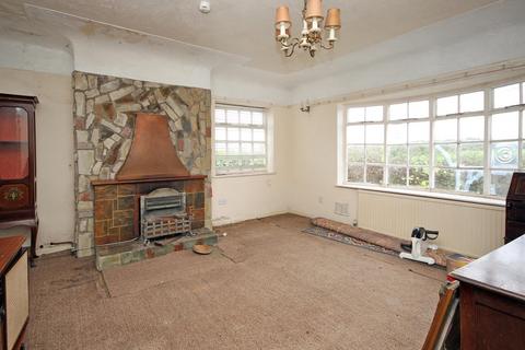 undefined, Bryn Y Waen, Y Felinheli, Gwynedd, LL56
