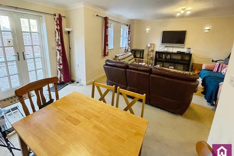 undefined, Hadfield Close, Victoria Park, Greater Manchester, M14