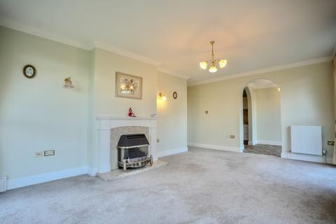 2 bedroom apartment for sale, Colne Road, Cromer, NR27