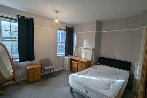 undefined, 25A Old Hawkhill, ,
