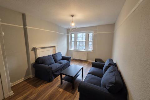 2 bedroom apartment to rent, 25A Old Hawkhill, ,