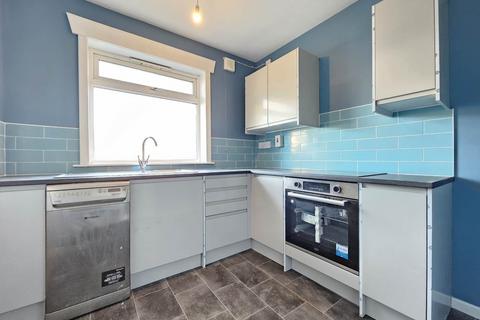 undefined, 30B G/R Balmoral Terrace, ,