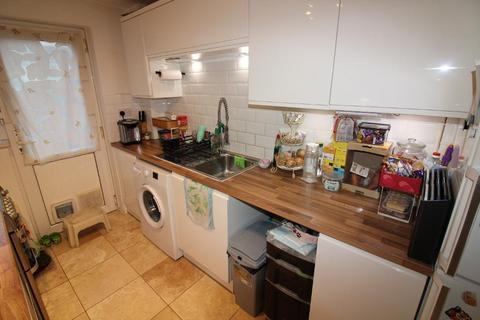 2 bedroom terraced house for sale, Newport Pagnell, Milton Keynes MK16