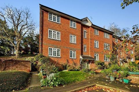 undefined, Croydon CR0