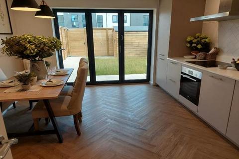 undefined, Challis Close, Tonbridge, Kent, TN9 2FA